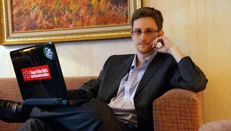 edward-snowden-1