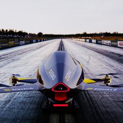 Elektrikli Uçan Araba Yarışı