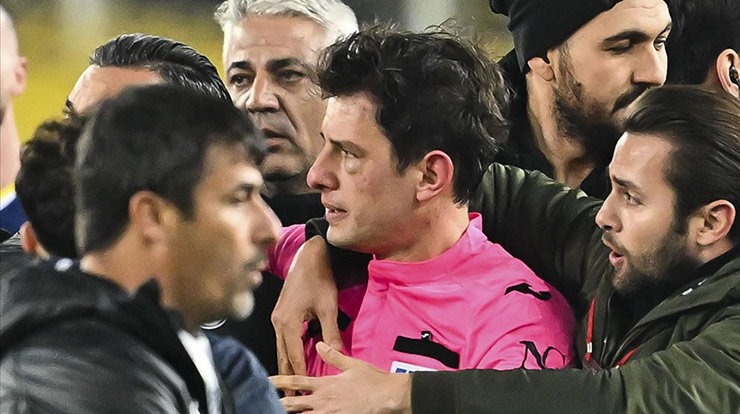 Halil Umut Meler Hakem Kavga Dayak Yumruk