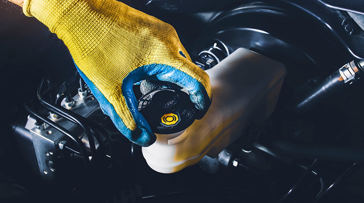 Fren Hidroliği Ne Zaman Değişir